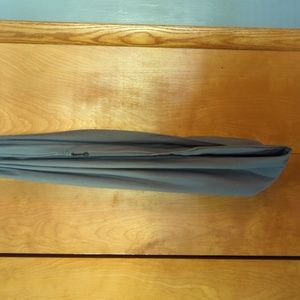 Women's infinity scarf with pocket